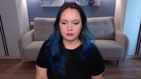 Mikki online show from September 20, 1:14 pm