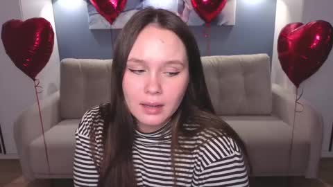Mikki online show from February 19, 7:59 pm