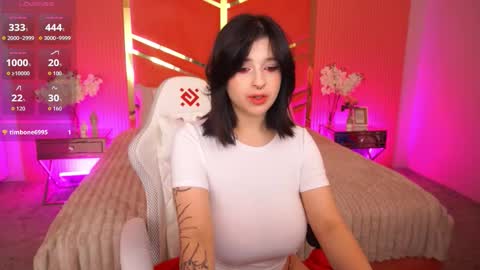 Snapshot of mikiikiwi chatting on September 11, 10:44 pm Miki online show from September 11, 10:44 pm