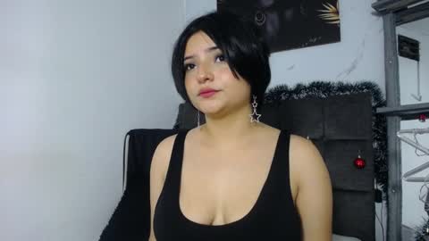 Snapshot of mikoto_urab chatting on January 5, 3:32 am Mikoto Urb online show from January 5, 3:32 am