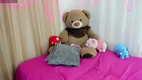 Snapshot of mikoto_urab chatting on March 1, 10:31 pm Mikoto Urb online show from March 1, 10:31 pm