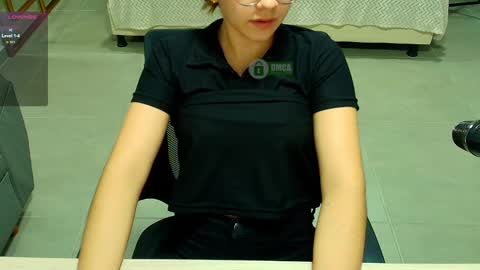 Snapshot of mila_kiitty chatting on February 23, 5:18 pm Milena online show from February 23, 5:18 pm