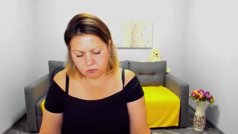 Snapshot of milana_blake chatting on September 12, 11:34 am Milana online show from September 12, 11:34 am