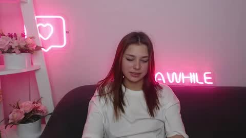 milanaangelas online show from January 28, 11:49 am