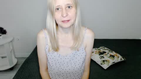 Milena online show from February 28, 3:48 am