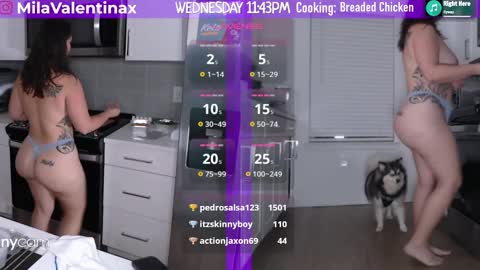 Snapshot of milavalentinax chatting on February 13, 4:43 am Mila Valentina online show from February 13, 4:43 am