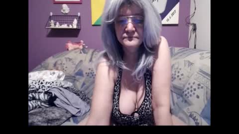 Milfchantal online show from February 23, 5:45 am