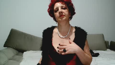 Milfsupreme online show from February 3, 8:57 pm