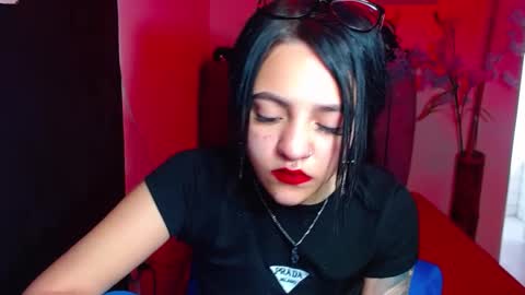 Snapshot of millacounisslosexanal chatting on September 17, 3:48 pm Violeta online show from September 17, 3:48 pm