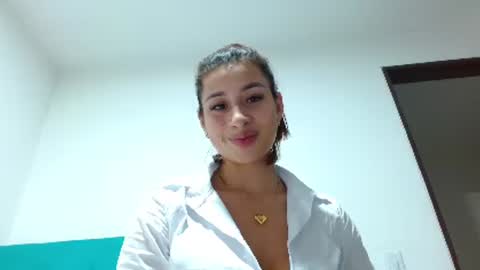 Aleja online show from December 3, 2:31 am