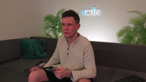 Snapshot of milly____ chatting on January 20, 3:07 pm Charlie online show from January 20, 3:07 pm