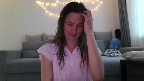 Snapshot of milly_browski chatting on September 16, 2:20 pm milly_browski online show from September 16, 2:20 pm