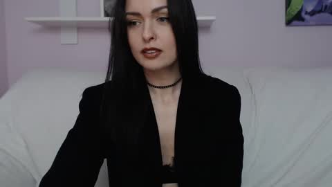 Milly online show from March 4, 2:10 pm