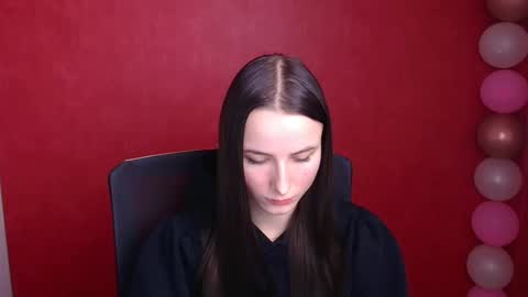 Snapshot of milly_liss chatting on February 27, 9:40 am Milly online show from February 27, 9:40 am