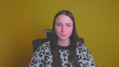 Snapshot of milly_liss chatting on February 24, 12:16 pm Milly online show from February 24, 12:16 pm