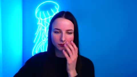 Snapshot of milly_liss chatting on February 18, 9:43 am Milly online show from February 18, 9:43 am