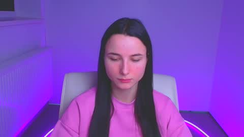 Snapshot of milly_liss chatting on January 8, 7:03 am Milly online show from January 8, 7:03 am