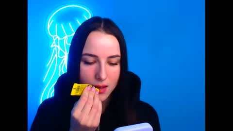 Snapshot of milly_liss chatting on March 5, 6:44 am Milly online show from March 5, 6:44 am