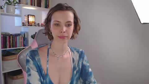 Milly online show from February 25, 7:09 am