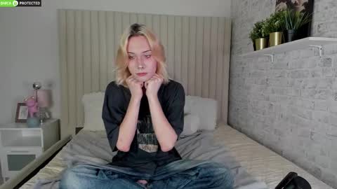 MiloPhelps online show from September 9, 1:44 pm