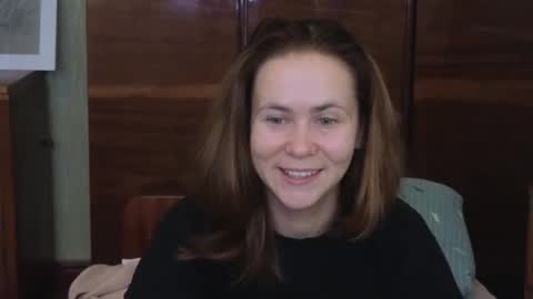 Snapshot of milora_ chatting on September 11, 8:59 am Mila online show from September 11, 8:59 am