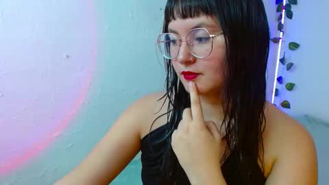 mily_baker online show from February 13, 6:26 pm