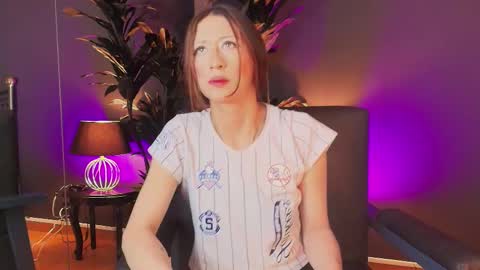 Milly  online show from March 7, 4:12 am