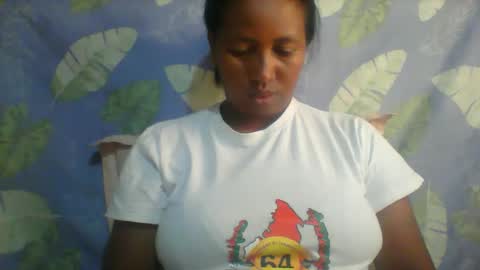Snapshot of minie4tina chatting on February 11, 6:51 am Minie4Tina online show from February 11, 6:51 am