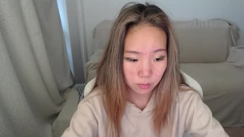 Snapshot of mira_g chatting on September 20, 1:58 pm mira_g online show from September 20, 1:58 pm