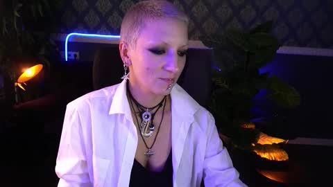 Snapshot of miramoon666 chatting on September 17, 1:03 pm Mira online show from September 17, 1:03 pm