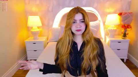 Snapshot of miss_carrot chatting on February 15, 7:39 pm julieta online show from February 15, 7:39 pm