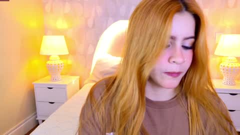 Snapshot of miss_carrot chatting on February 6, 7:07 pm julieta online show from February 6, 7:07 pm