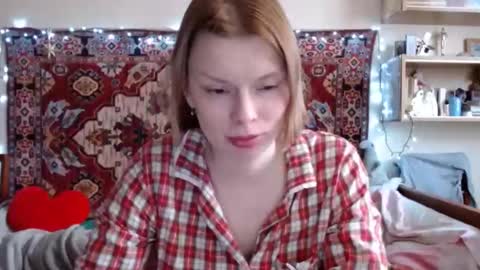 Elis online show from March 5, 10:55 am