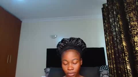 Miss Kiarrafit online show from March 8, 8:33 am