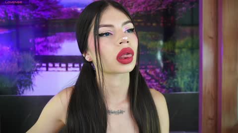 Snapshot of miss_lucyla chatting on January 31, 2:48 am miss_lucyla online show from January 31, 2:48 am