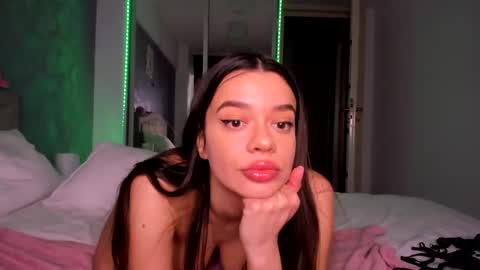 Snapshot of miss_medyson chatting on February 27, 11:50 am miss_medyson online show from February 27, 11:50 am