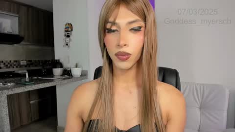 Goddess Myers  thumb up is important for me kisses  online show from March 7, 12:34 pm