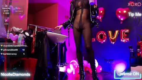 Snapshot of miss_nicolesds chatting on February 20, 4:58 pm Miss Nicole online show from February 20, 4:58 pm