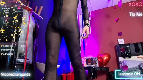 Snapshot of miss_nicolesds chatting on February 4, 5:01 pm Miss Nicole online show from February 4, 5:01 pm