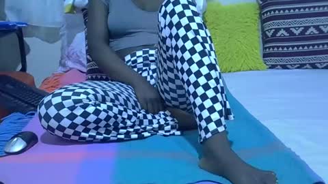 Snapshot of miss_squirty2 chatting on December 9, 7:39 am jasmine online show from December 9, 7:39 am