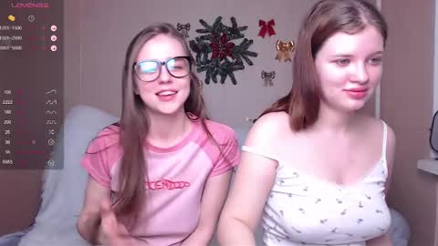 Snapshot of miss_sweetbb chatting on January 12, 6:06 am Bella online show from January 12, 6:06 am