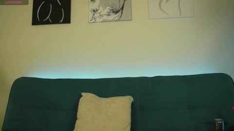 Snapshot of miss_viixen chatting on February 26, 5:57 am viixen online show from February 26, 5:57 am