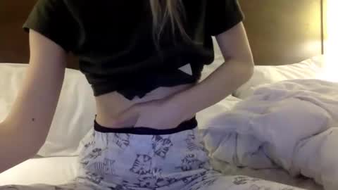 Alli not bb not babe not baby online show from February 13, 4:00 am