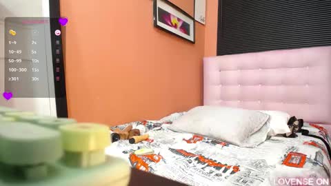 Snapshot of missbnasty_ chatting on March 9, 12:42 pm Miss Evelyn online show from March 9, 12:42 pm