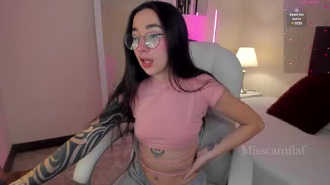 Snapshot of misscamilaf chatting on February 23, 11:47 pm Camila Flores online show from February 23, 11:47 pm