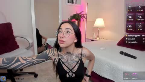 Snapshot of misscamilaf chatting on February 12, 6:40 am Camila Flores online show from February 12, 6:40 am