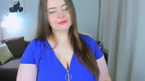 Snapshot of missdeluz chatting on March 11, 3:23 pm Lexi online show from March 11, 3:23 pm