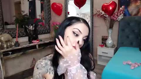 Snapshot of missjuliax chatting on February 15, 1:05 pm missjuliax online show from February 15, 1:05 pm
