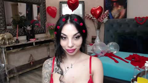 Snapshot of missjuliax chatting on February 14, 1:40 pm missjuliax online show from February 14, 1:40 pm