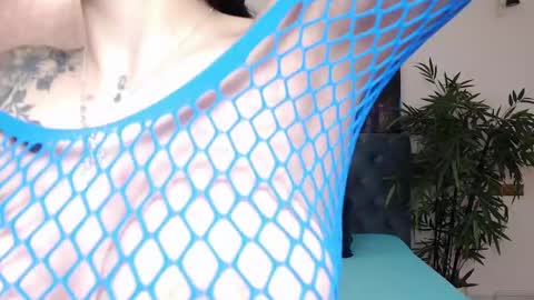 Snapshot of missjuliax chatting on February 10, 7:04 am missjuliax online show from February 10, 7:04 am